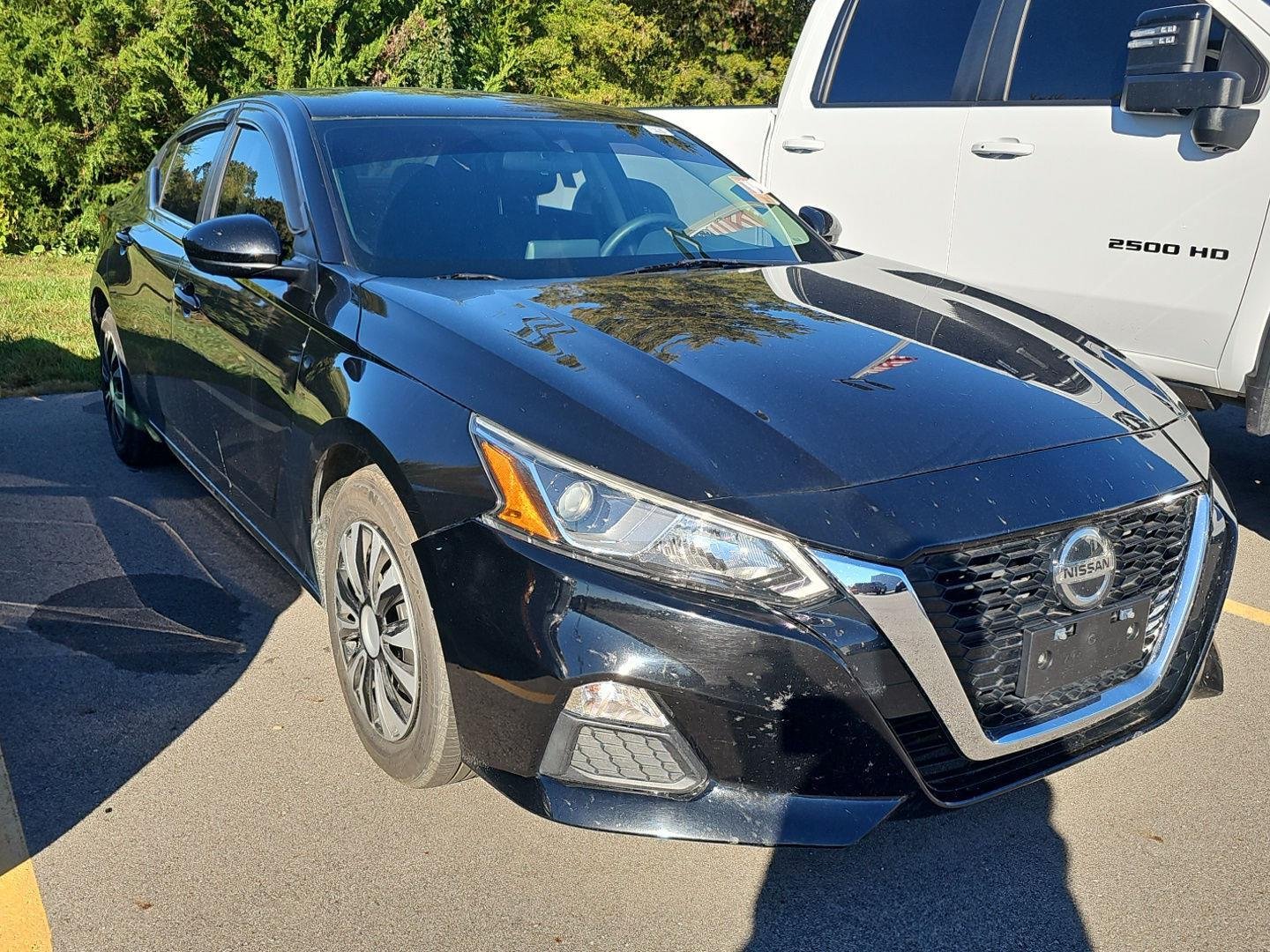 2020 Nissan Altima 2.5 S photo 2