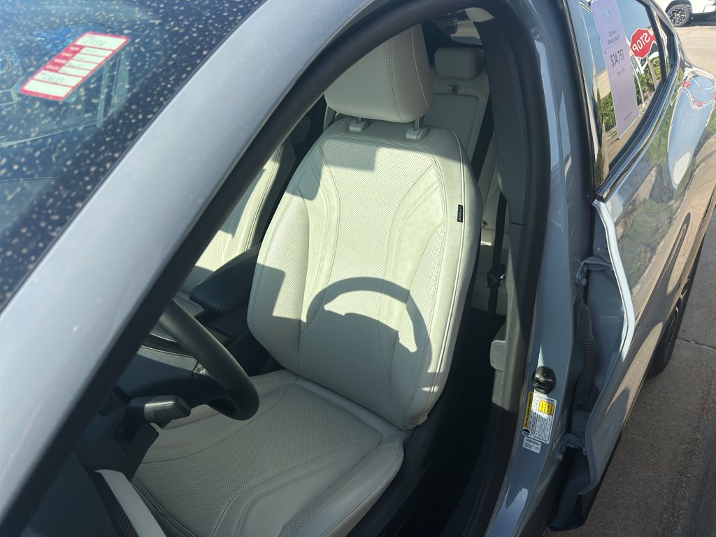 Used 2024 Glacier Gray Metallic TriCoat Ford Premium image 30