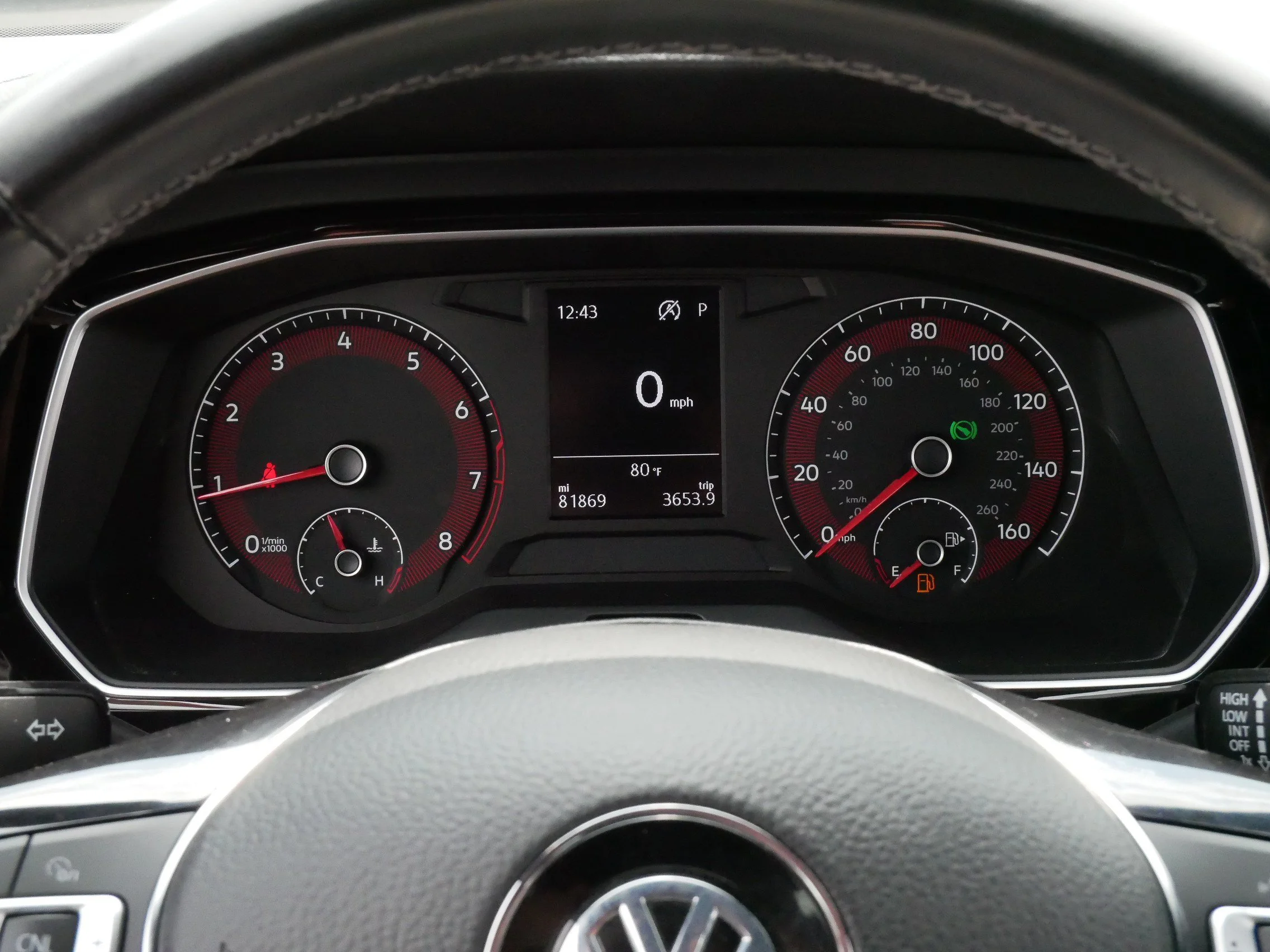 Used 2019 Deep Black Pearl Volkswagen R-Line image 21