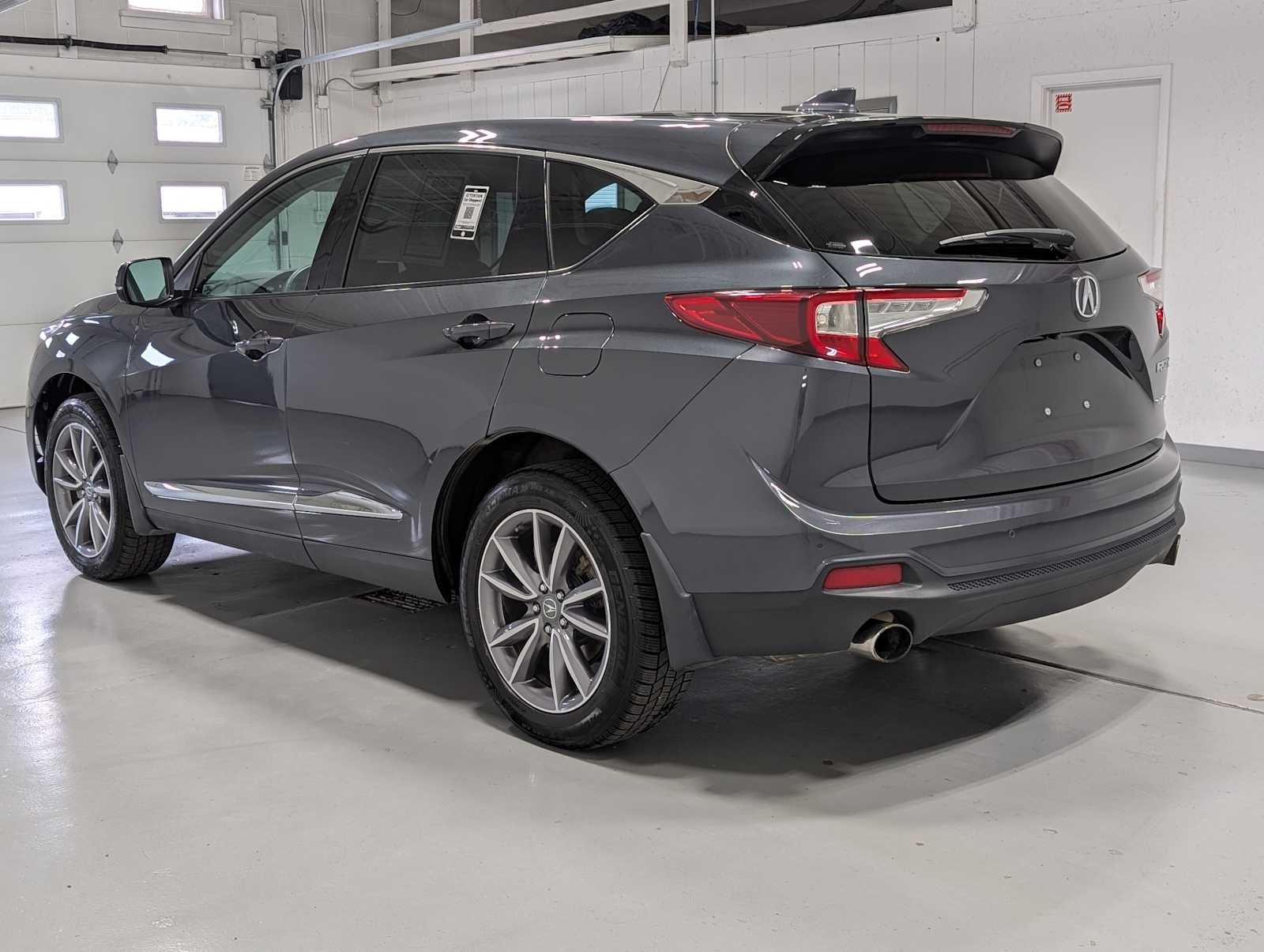 Used 2019 Gunmetal Metallic Acura w/Technology Pkg image 10