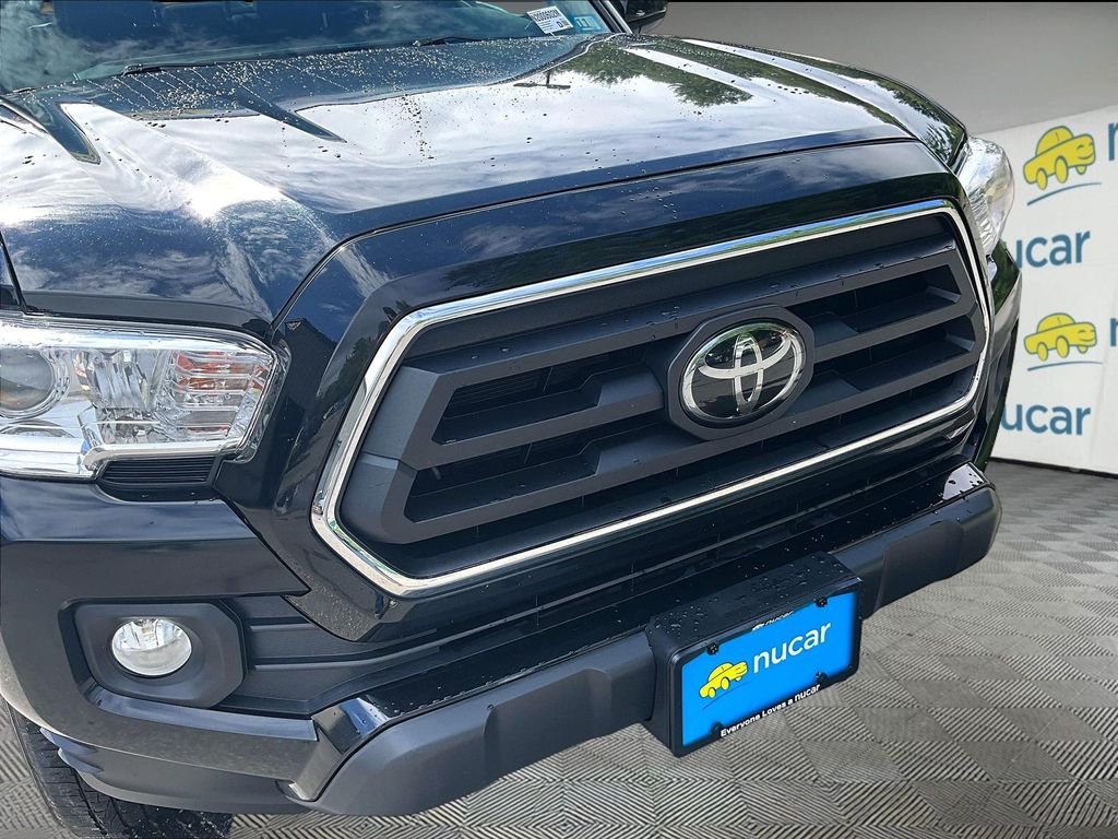 Used 2021 Midnight Black Metallic Toyota SR5 image 32