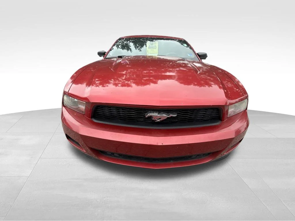 Used 2012 Red Ford V6 Premium image 9