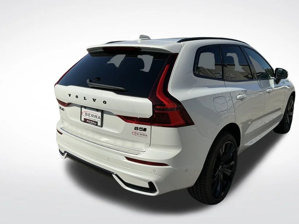 New 2026 Crystal White Volvo Ultra image 5