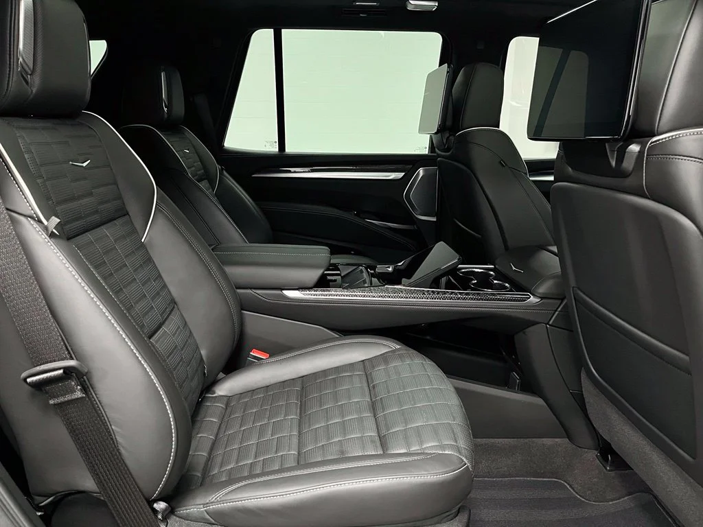 Used 2026 Green Cadillac V-Series image 59