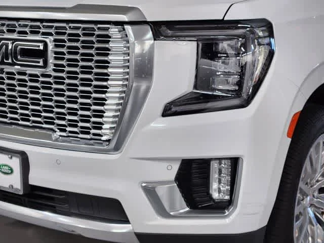 Used 2023 Summit White GMC Denali image 12