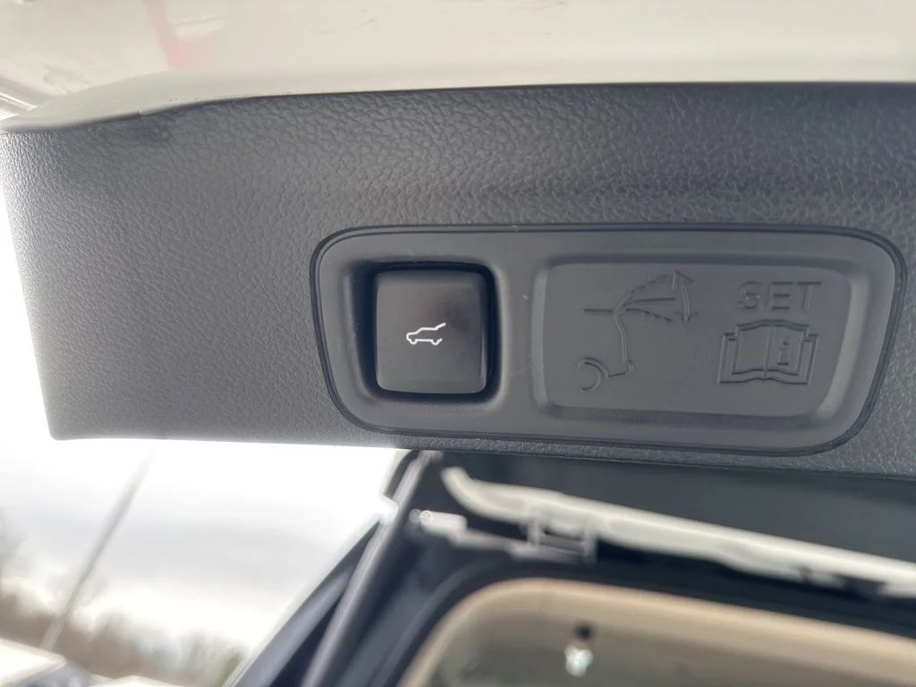 Used 2024 White Ford XLT image 32