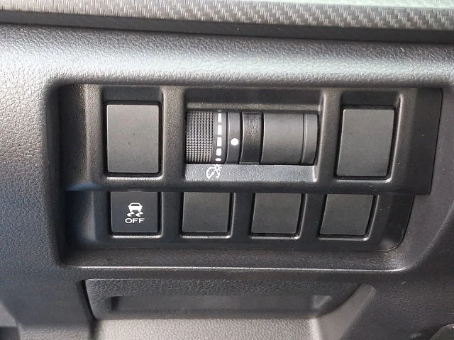 Used 2023 Blue Subaru Base image 25