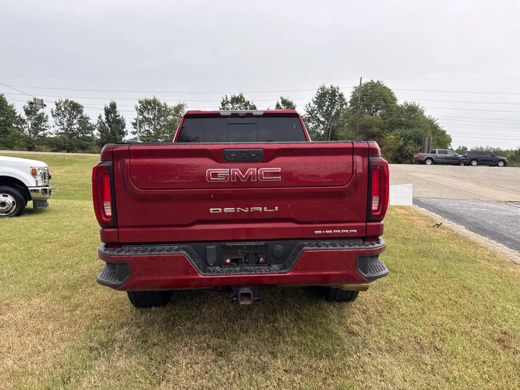 Used 2021 Cayenne Red GMC Denali image 4