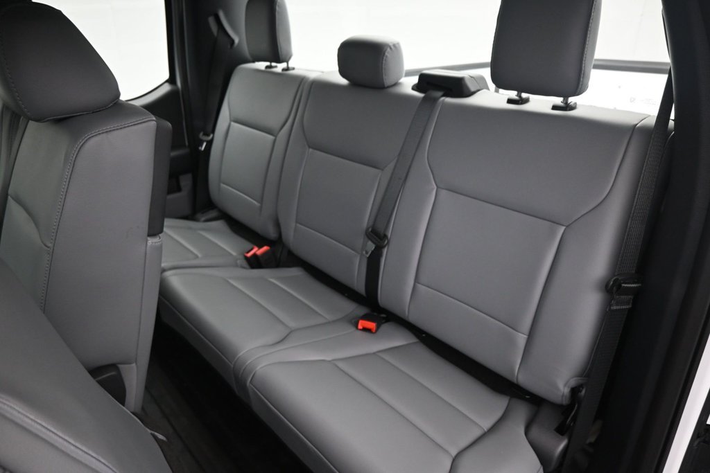 New 2026 Oxford White Ford XL image 13