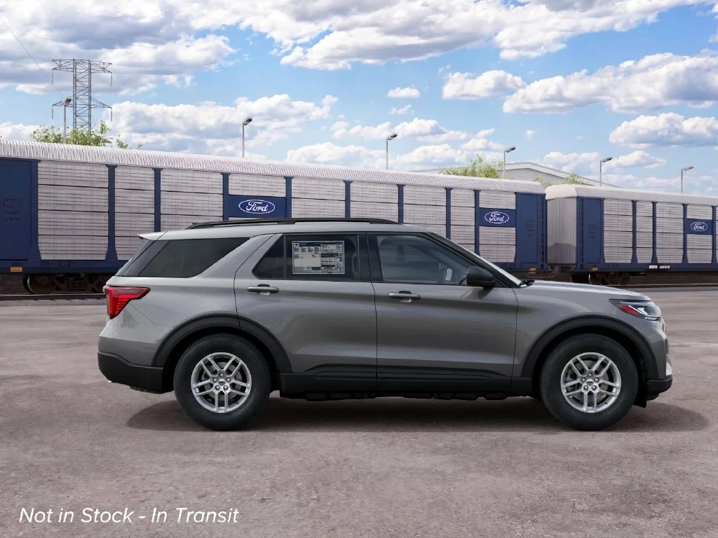 New 2027 Carbonized Gray Metallic Ford Active image 8