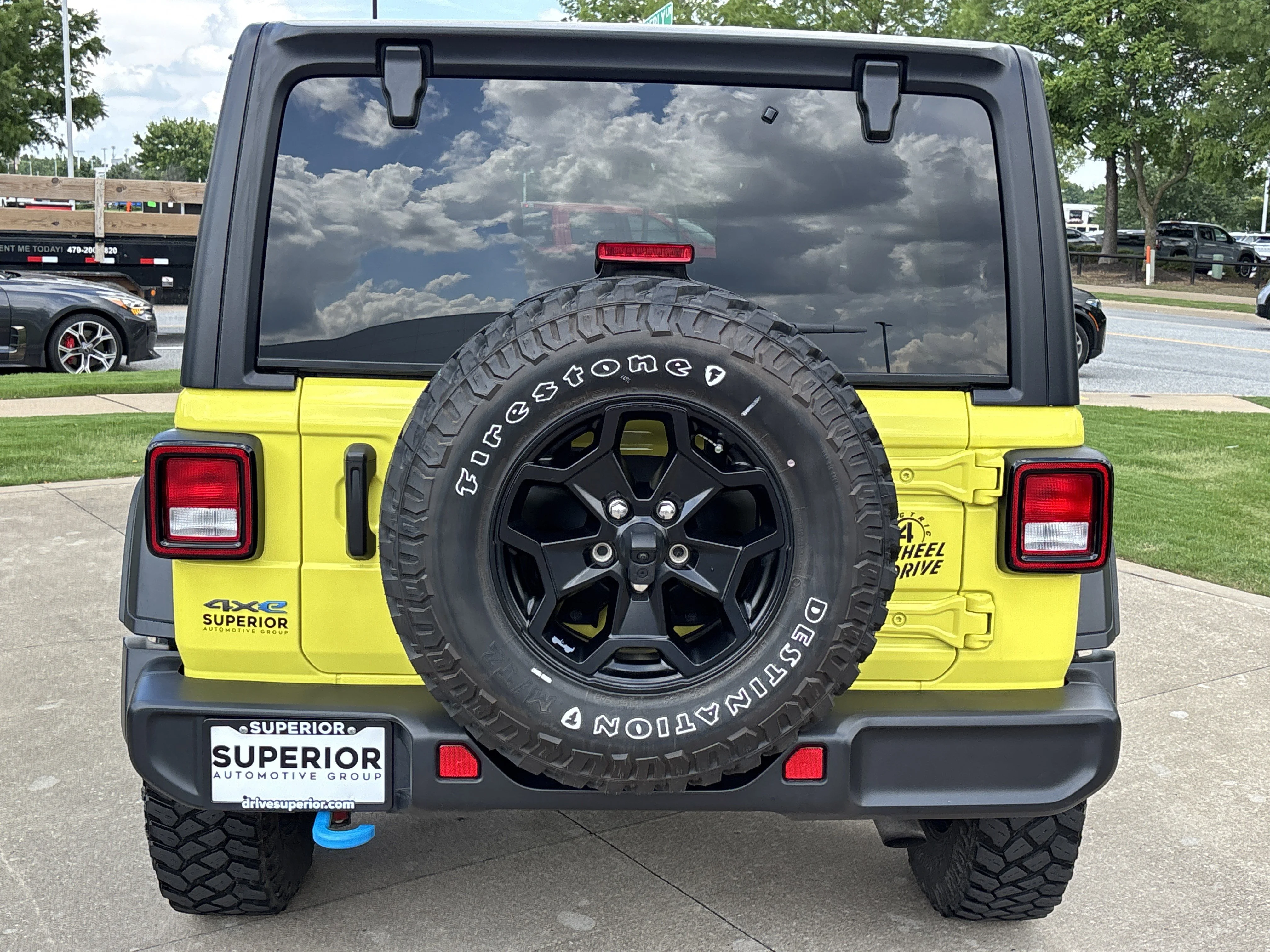 Used 2023 High Velocity Clearcoat Jeep WILLYS 4xe image 4