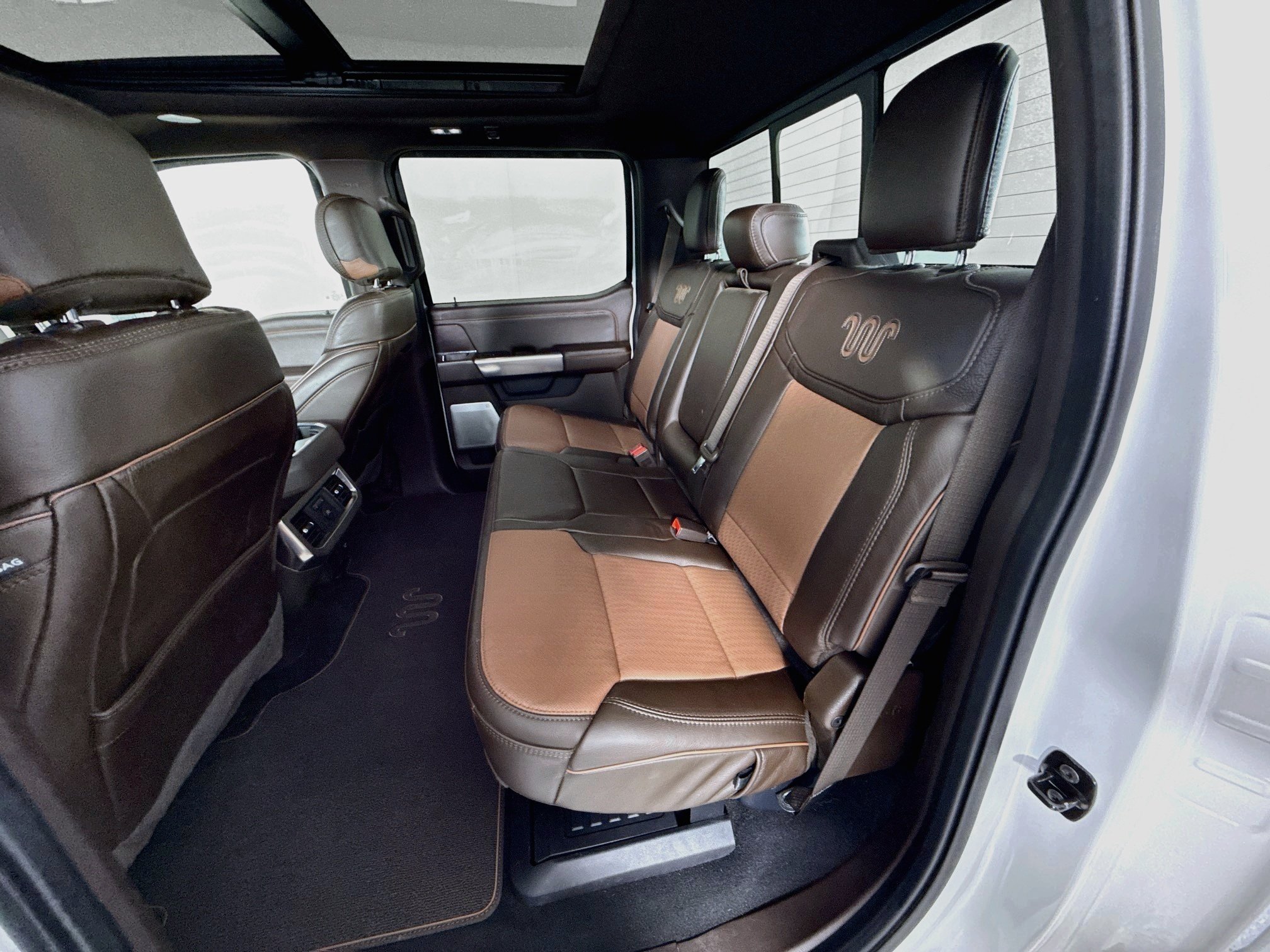 Used 2024  Ford King Ranch image 26