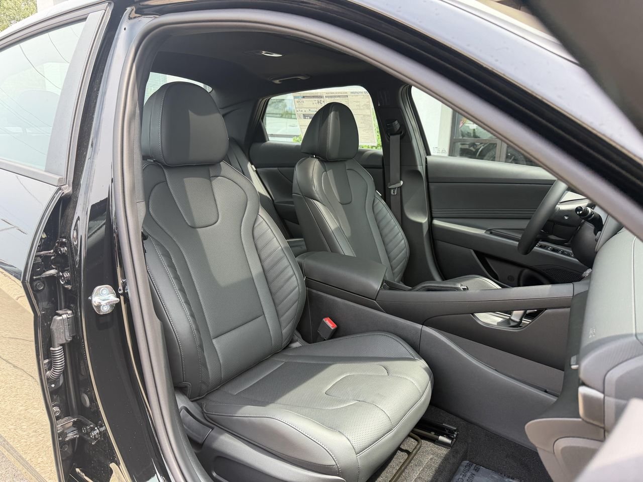New 2026 Abyss Black Hyundai SEL Sport Plus image 16