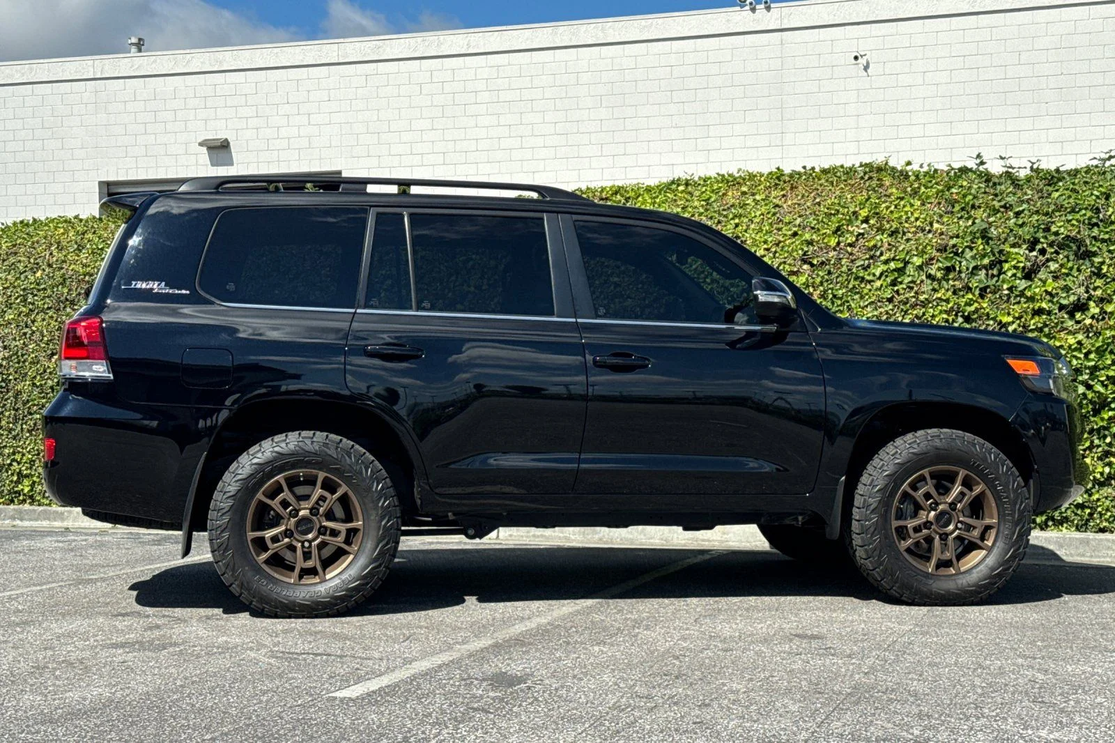Used 2020 Black Toyota Heritage Edition image 3
