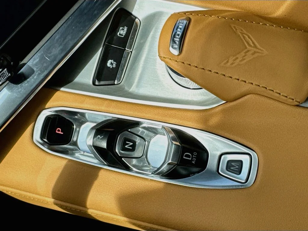 Used 2020 White Chevrolet Stingray image 22