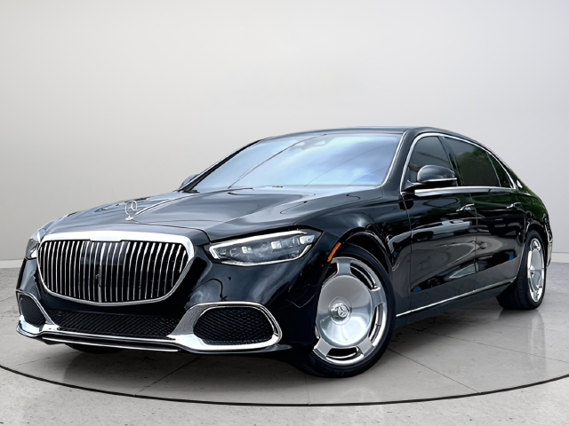 Used 2024 Brown Mercedes-Benz Maybach S 580 image 3