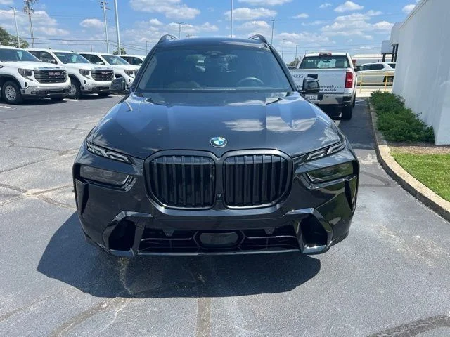 Used 2026 Black BMW xDrive40i image 11
