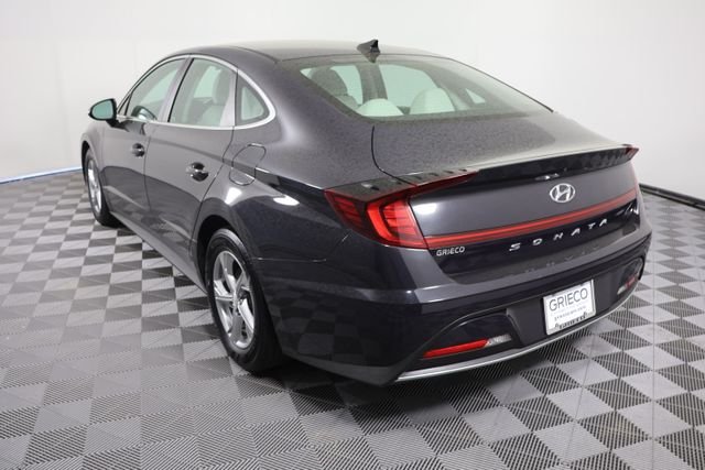 Used 2023 Blue Hyundai SE image 6