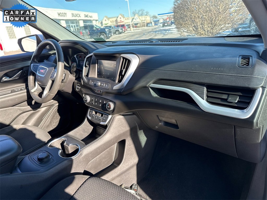2023 GMC TERRAIN - Image 34