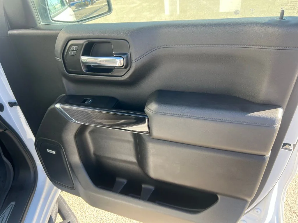 Used 2020 Summit White Chevrolet LT Trail Boss image 24