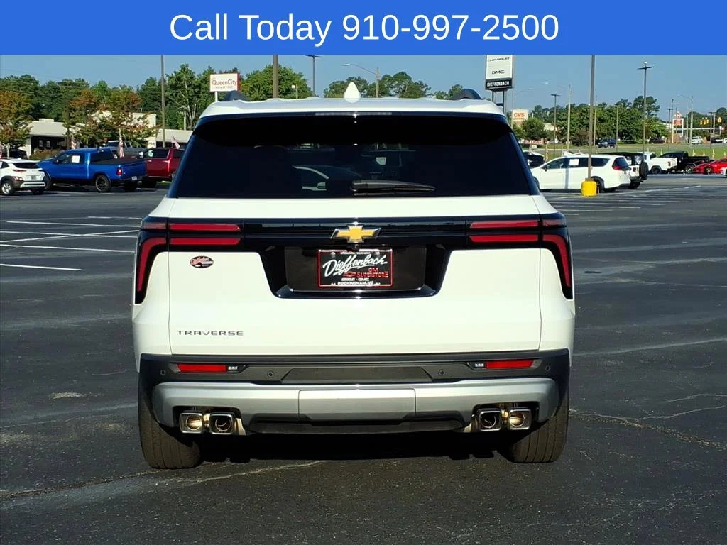 Used 2026 Summit White Chevrolet LT image 5