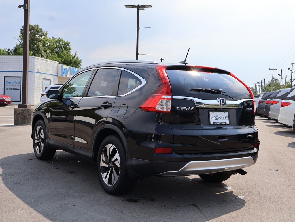 Used 2016  Honda Touring image 5