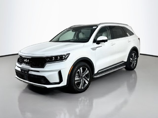Used 2023 Snow White Pearl Kia SX Prestige image 3
