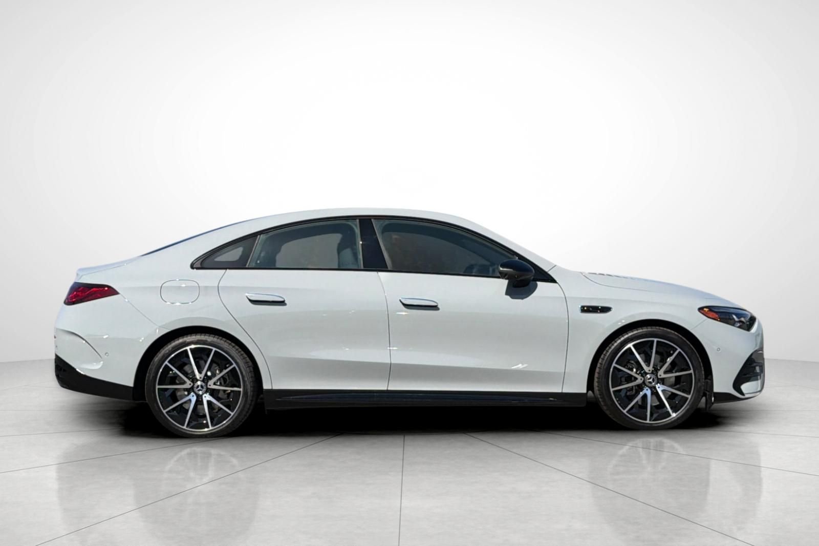 New 2027 MANUFAKTUR Alpine Grey Mercedes-Benz CLA 250+ image 31