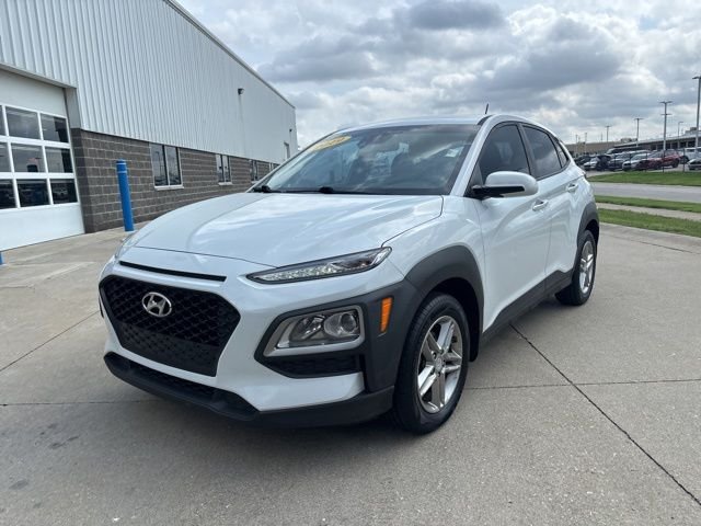 Used 2019 Hyundai Kona SE with VIN KM8K12AA3KU283039 for sale in Greenwood, IN