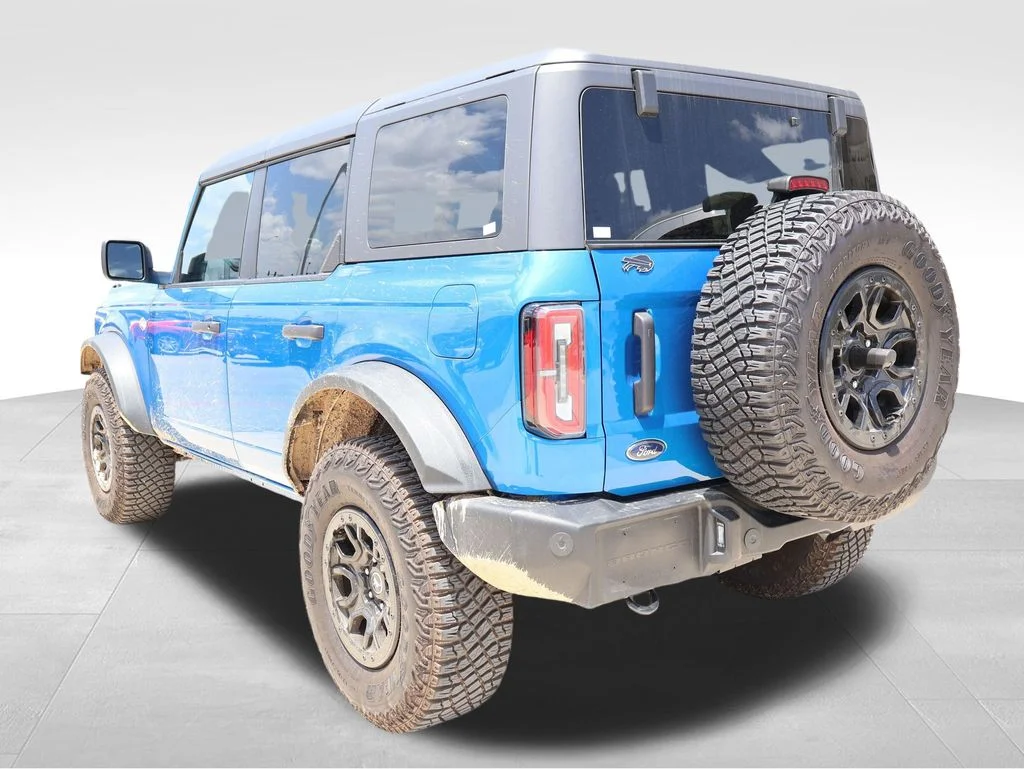 Used 2024 Blue Metallic Ford Wildtrak image 23