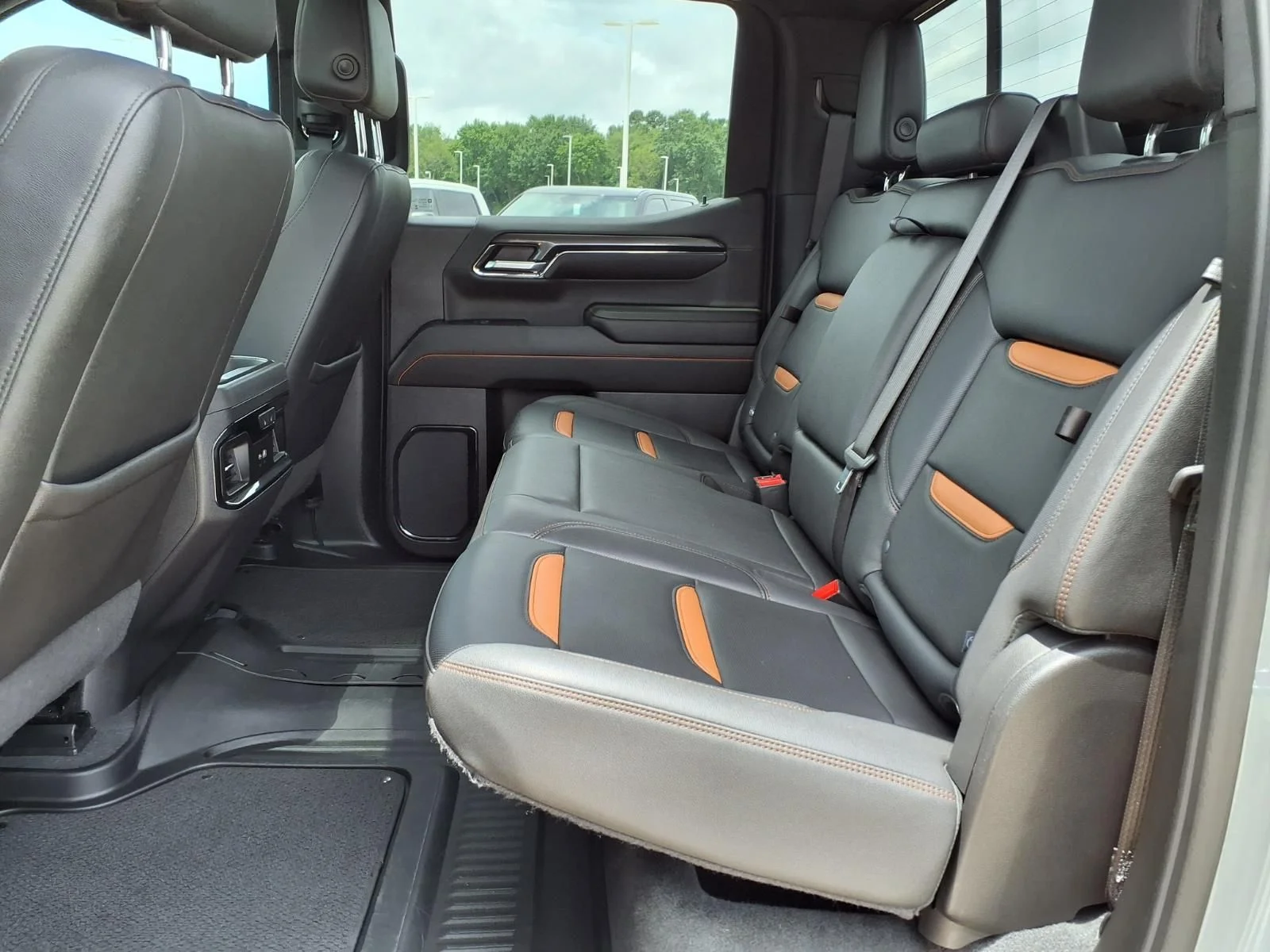 Used 2024 Gray GMC AT4 image 19