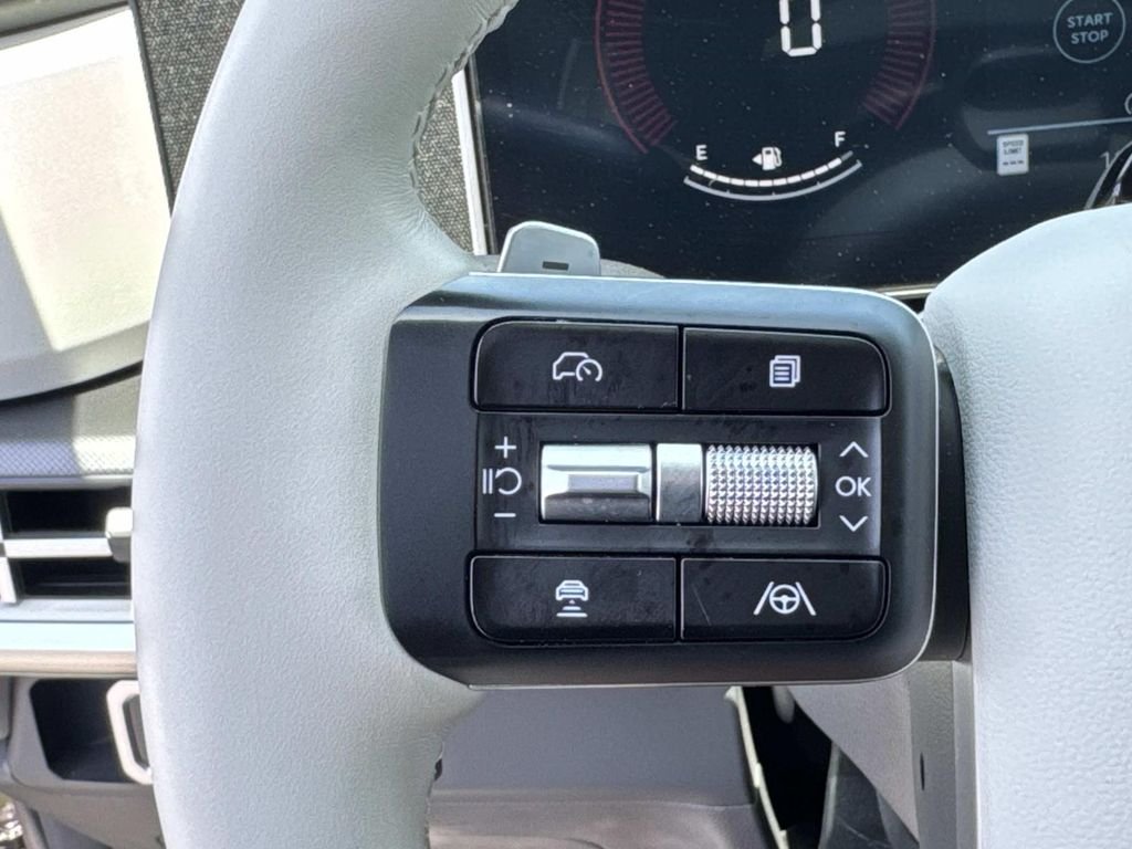 2025 Hyundai Santa Fe SEL - Photo 8