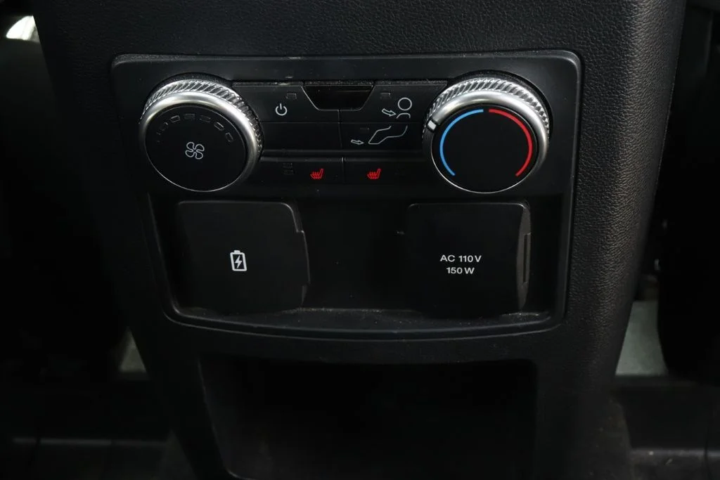 Used 2020 Blue Ford Limited image 20