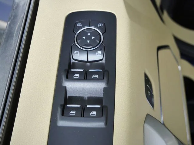 Used 2015 Blue Ford Lariat image 21