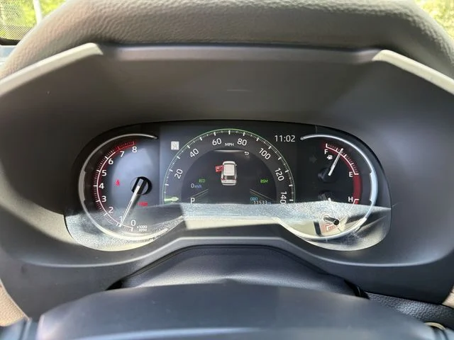 Used 2025 Blue Toyota XLE Premium image 15
