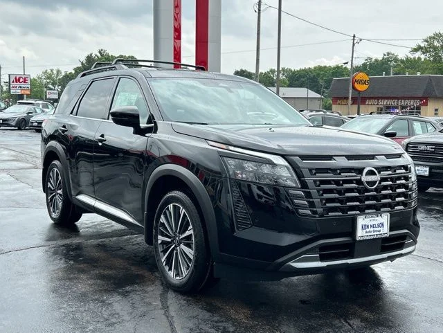 2026 Nissan Pathfinder Platinum - Photo 12
