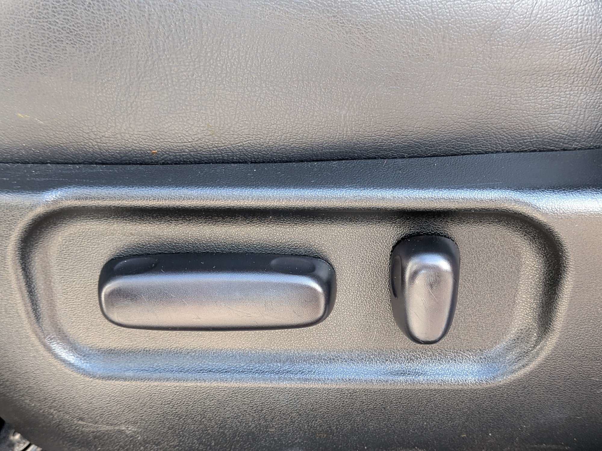 Used 2022  Toyota  image 20