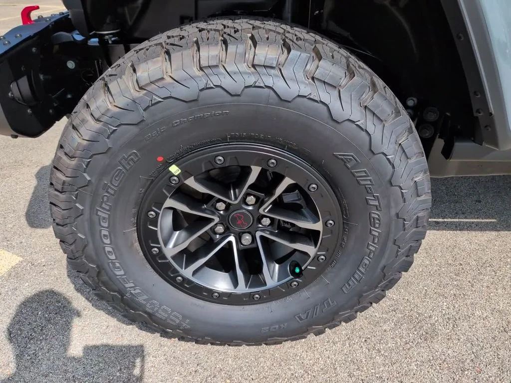 New 2026 Gray Jeep Rubicon X image 12