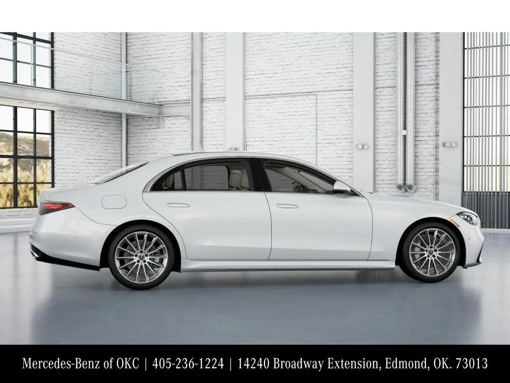 New 2026 White Mercedes-Benz S 500 image 17