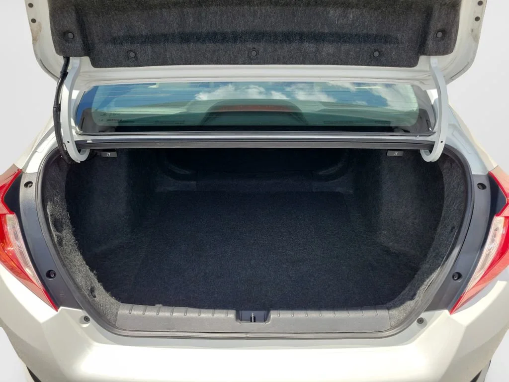 Used 2019 White Honda EX-L image 9