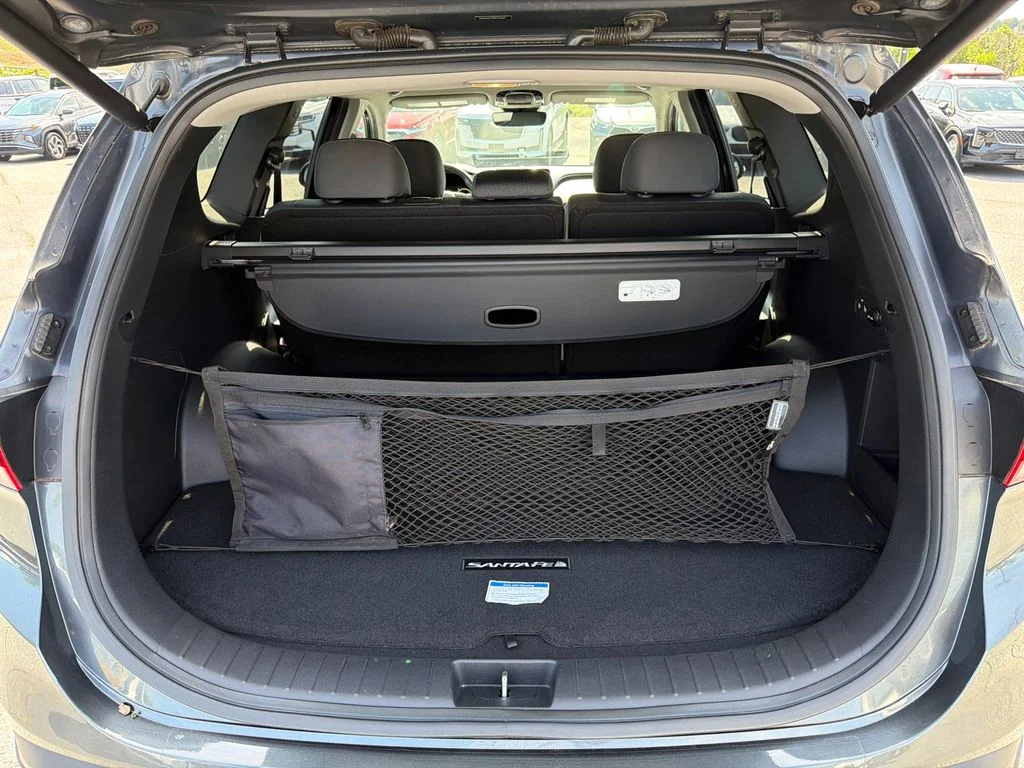 Used 2022 Gray Hyundai SEL image 18