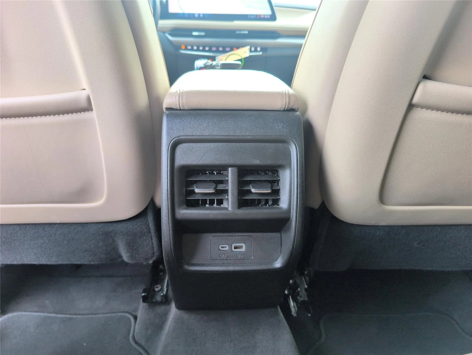 Used 2025 Stellar Black Metallic Cadillac FWD Premium Luxury image 30
