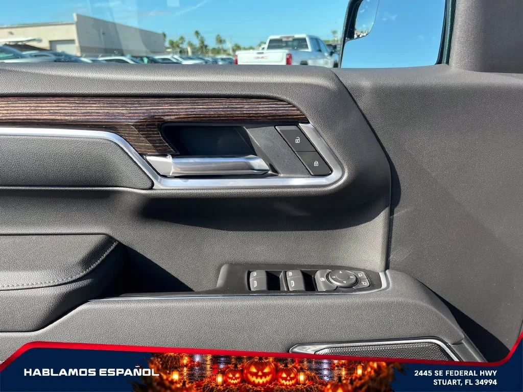 New 2026 Summit White GMC SLT image 22
