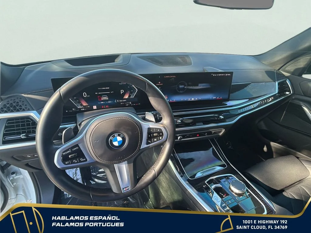 Used 2025 White BMW sDrive40i image 19