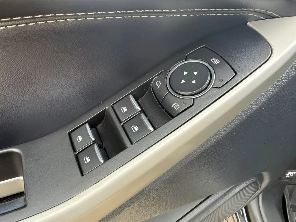 Used 2021  Ford XLT image 28