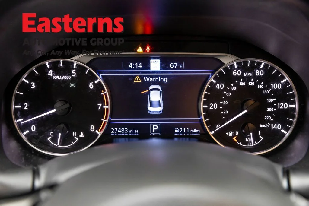 Used 2023 Gray Nissan 2.5 SV image 18