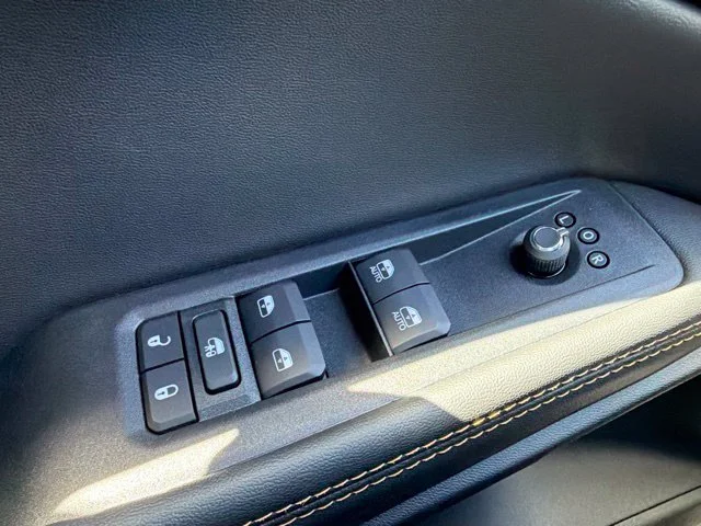 New 2026 Black Jeep  image 23