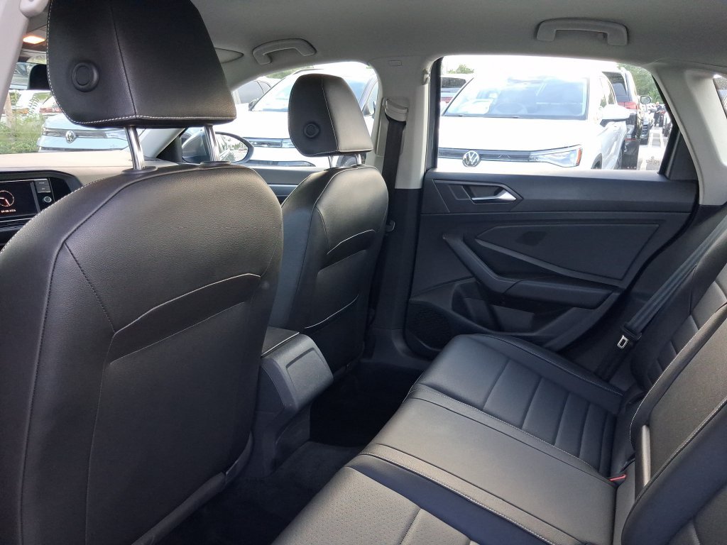 Certified Used 2023 Gray Volkswagen 1.5T SE image 15