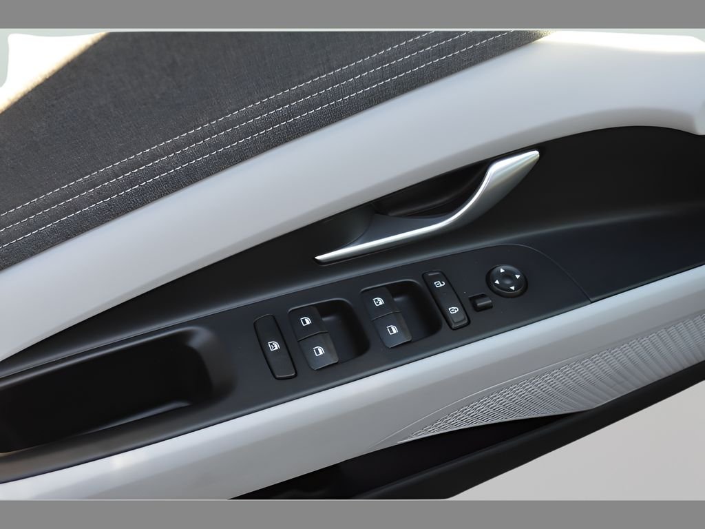 New 2026 Ecotronic Gray Hyundai Limited image 42