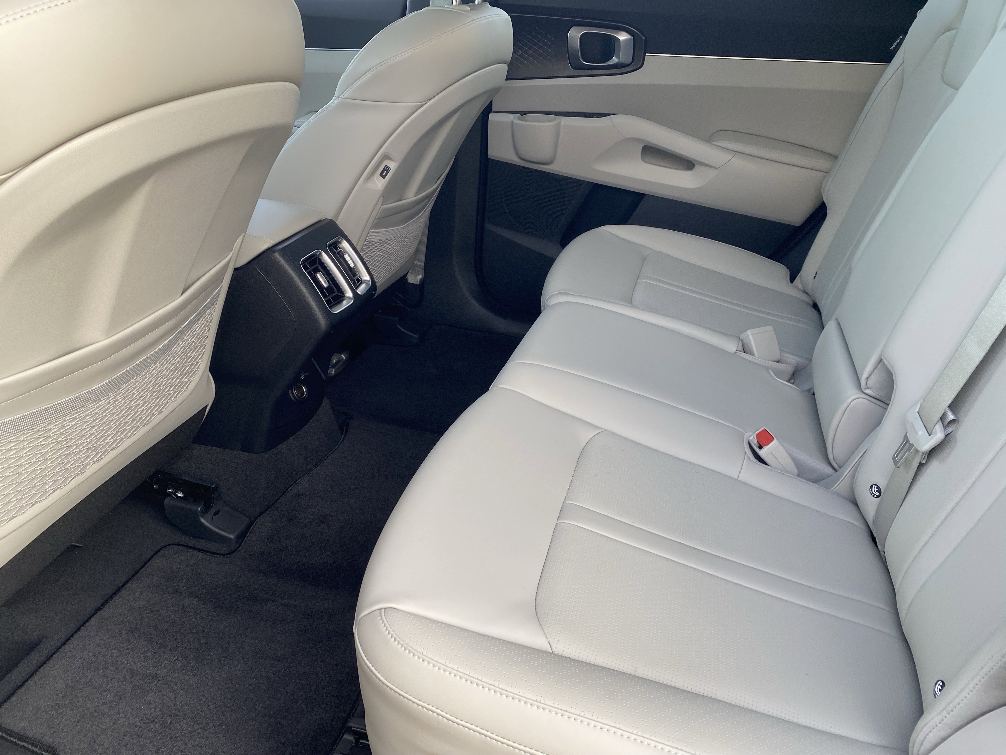 2026 Kia Sorento EX - Photo 15